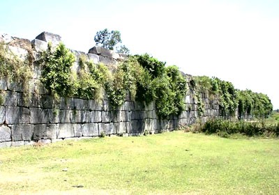 A corner of Ho Dynasty Citadel in Thanh Hoa Province (Photo: SGGP)